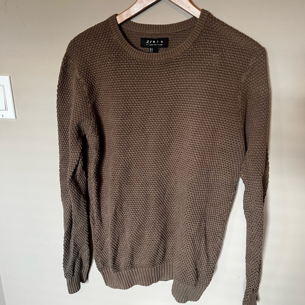 Forever 21 Men’s Brown Sweater – Classic Crewneck – Size L